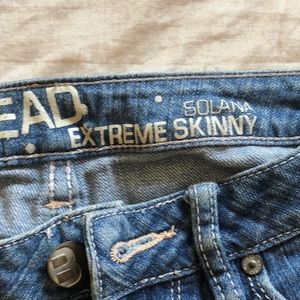 Bullhead extreme skinny jeans